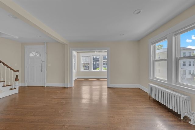 139 Endicott St, Worcester, MA 01610