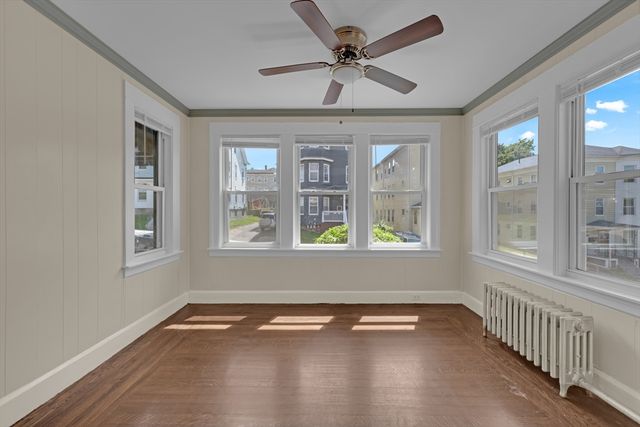 139 Endicott St, Worcester, MA 01610