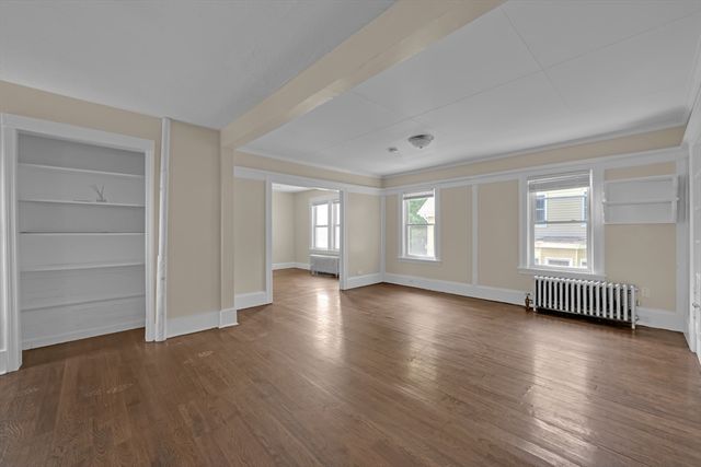 139 Endicott St, Worcester, MA 01610