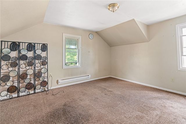 1302 Irwin St, Aliquippa, PA 15001