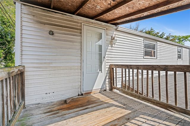 1302 Irwin St, Aliquippa, PA 15001