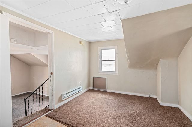 1302 Irwin St, Aliquippa, PA 15001