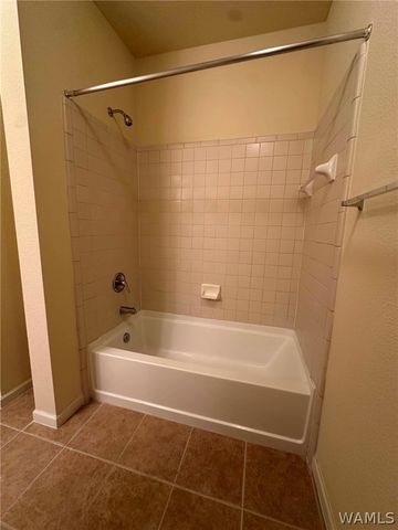 1901 5th Ave E 1303, Tuscaloosa, AL 35401