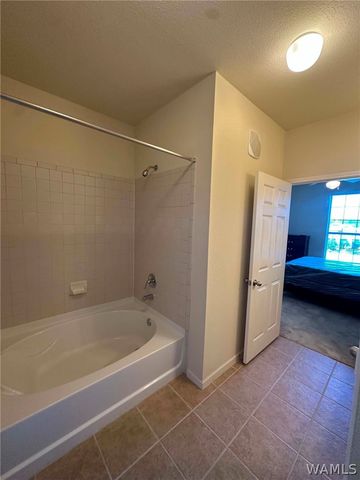 1901 5th Ave E 1303, Tuscaloosa, AL 35401