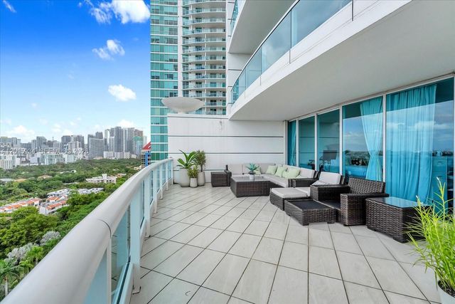 2127 Brickell Ave 2005, Miami, FL 33129