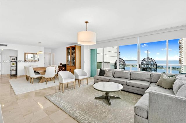 2127 Brickell Ave 2005, Miami, FL 33129