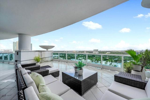 2127 Brickell Ave 2005, Miami, FL 33129