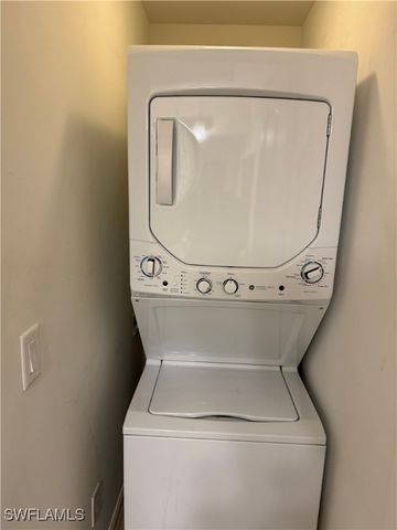 1100 Pine Ridge RD A302, Naples, FL 34108