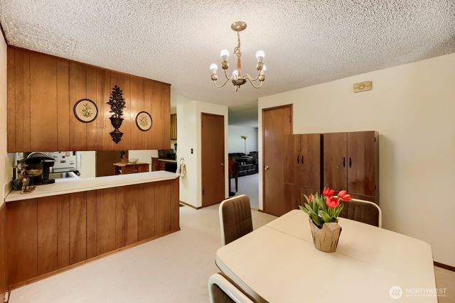 24119 78th Place W, Edmonds, WA 98026