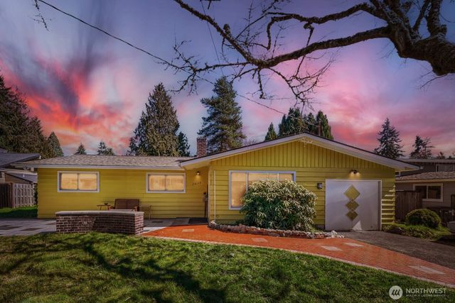 24119 78th Place W, Edmonds, WA 98026