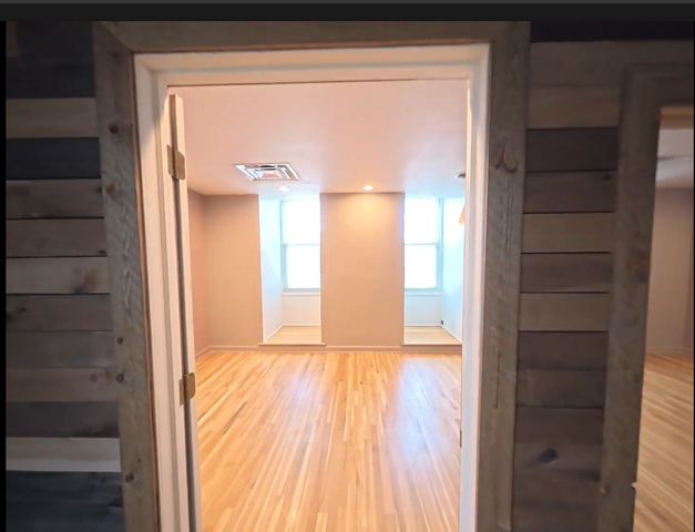 114 N Hale Street A, Wheaton, IL 60187