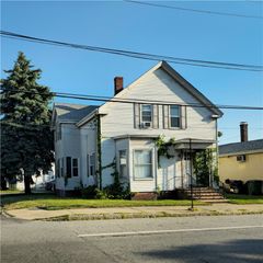 1354 Cranston Street, Cranston, RI 02920