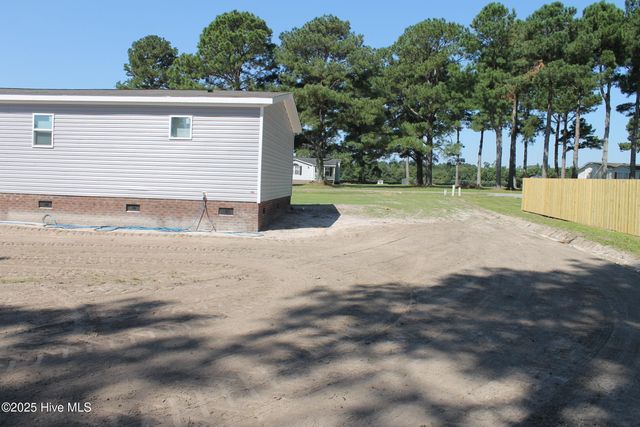 309 Pridgen Acres Drive, Clarkton, NC 28433