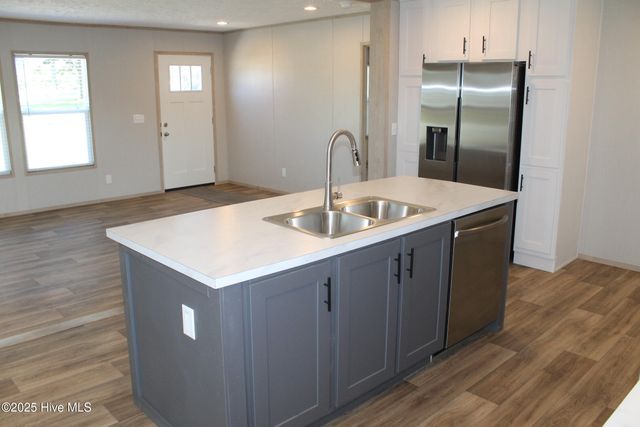 309 Pridgen Acres Drive, Clarkton, NC 28433