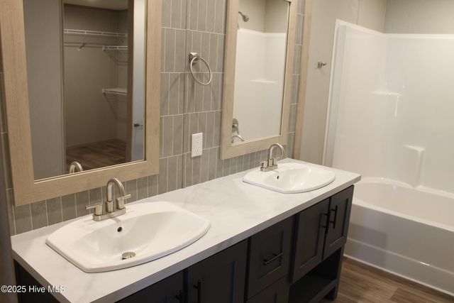 309 Pridgen Acres Drive, Clarkton, NC 28433