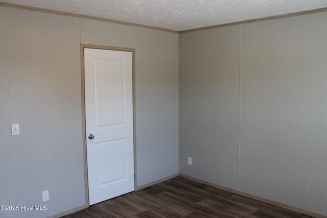 309 Pridgen Acres Drive, Clarkton, NC 28433