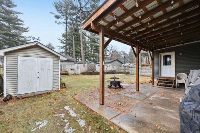 218 Birch Road, Wyoming, MN 55092