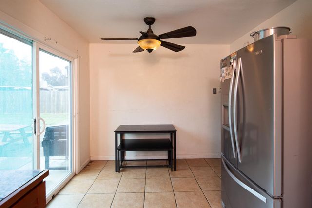 505 Thames Ct, Modesto, CA 95354