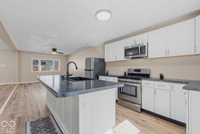 1033 E Third Street, Greenfield, IN 46140
