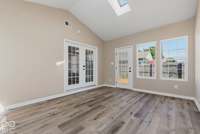 1033 E Third Street, Greenfield, IN 46140
