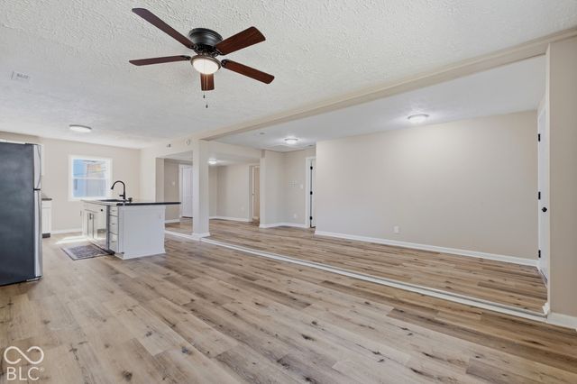 1033 E Third Street, Greenfield, IN 46140
