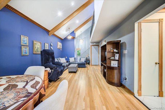 142 N Emerald Drive, Rock Hill, NY 12775