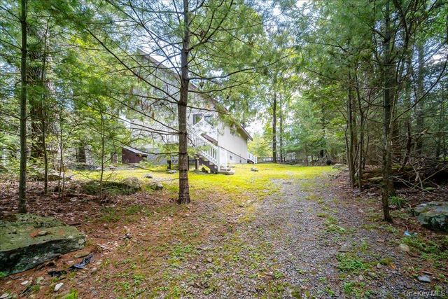 142 N Emerald Drive, Rock Hill, NY 12775