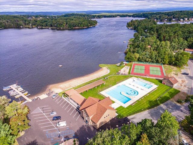 142 N Emerald Drive, Rock Hill, NY 12775