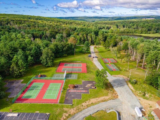 142 N Emerald Drive, Rock Hill, NY 12775