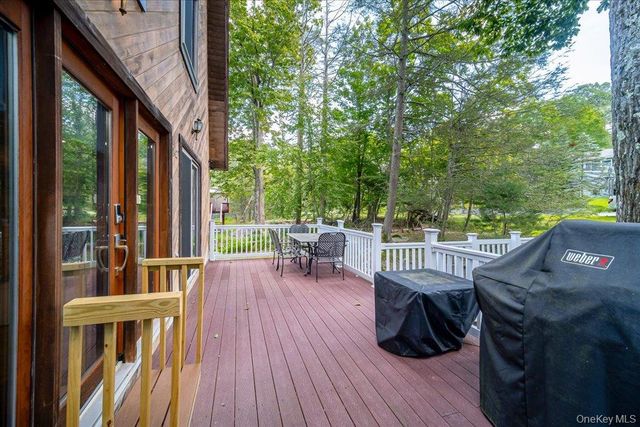 142 N Emerald Drive, Rock Hill, NY 12775