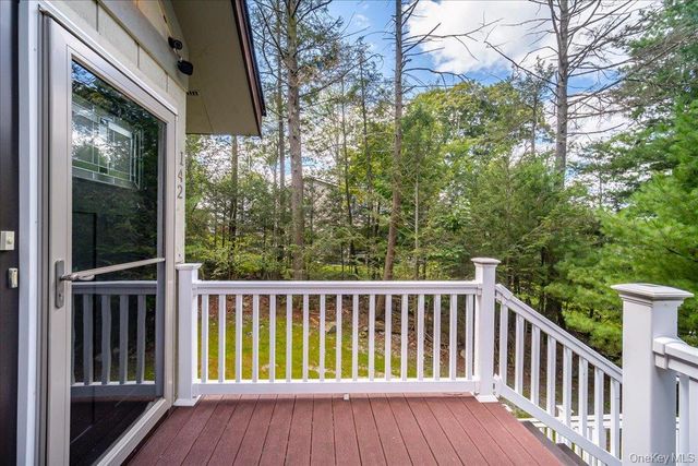 142 N Emerald Drive, Rock Hill, NY 12775