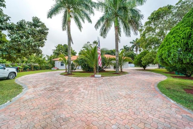 18390 SW 200th Street, Miami, FL 33187