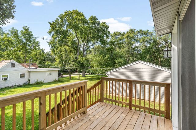 3821 E Wonder Lake Road, Wonder Lake, IL 60097