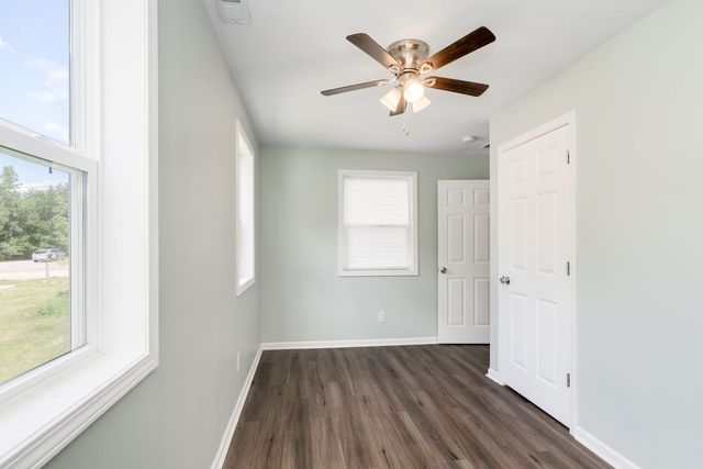 3821 E Wonder Lake Road, Wonder Lake, IL 60097