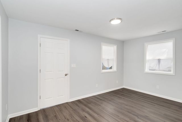 3821 E Wonder Lake Road, Wonder Lake, IL 60097