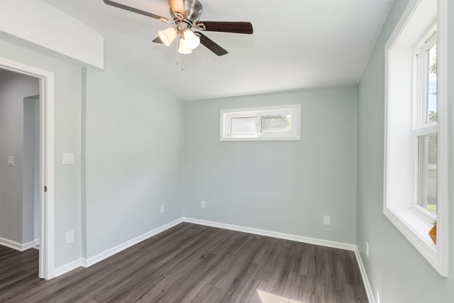 3821 E Wonder Lake Road, Wonder Lake, IL 60097