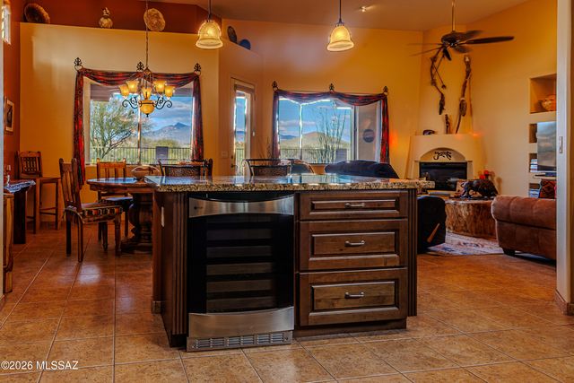 13913 E Fiery Dawn Drive, Vail, AZ 85641