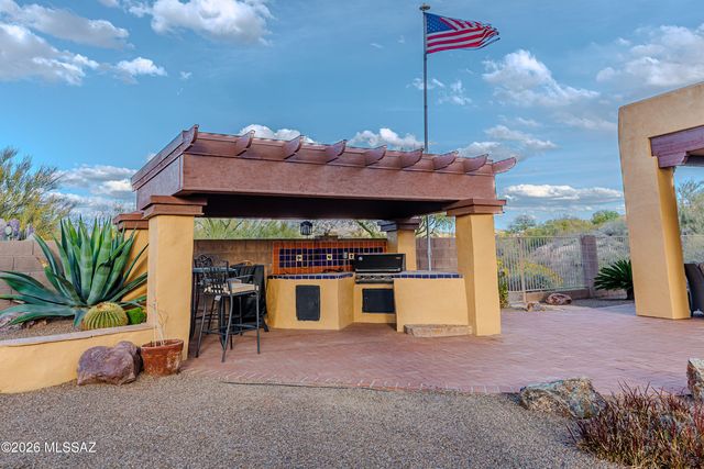 13913 E Fiery Dawn Drive, Vail, AZ 85641