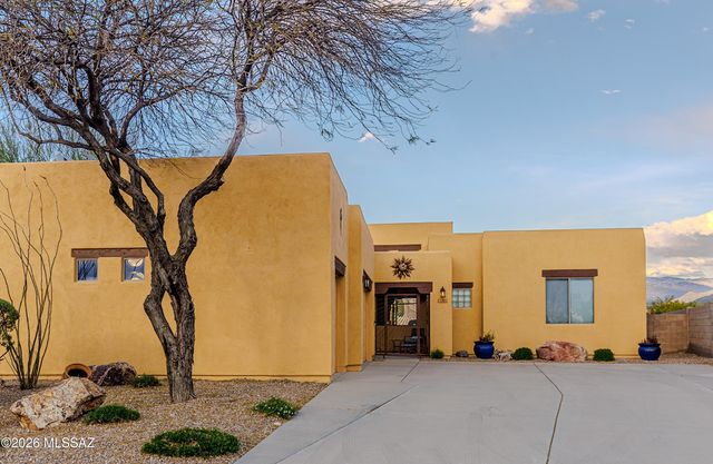 13913 E Fiery Dawn Drive, Vail, AZ 85641