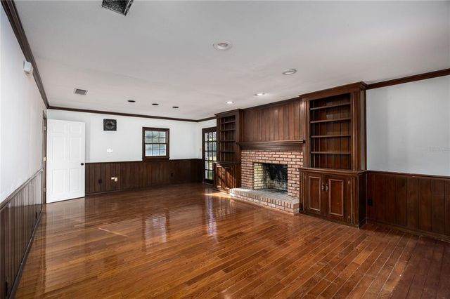 1701 NW 30TH TERRACE, Gainesville, FL 32605