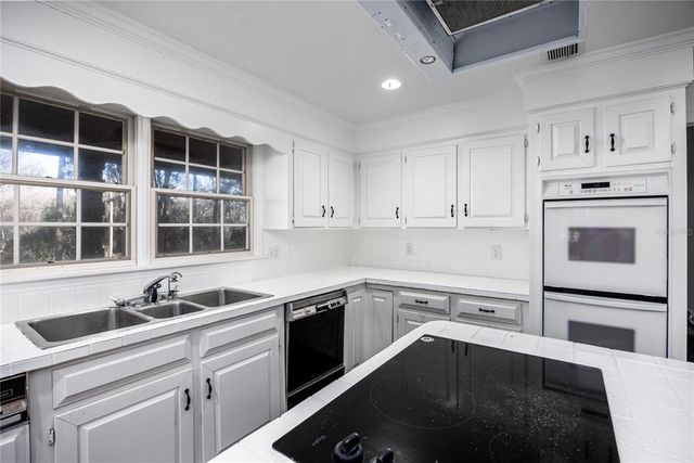 1701 NW 30TH TERRACE, Gainesville, FL 32605