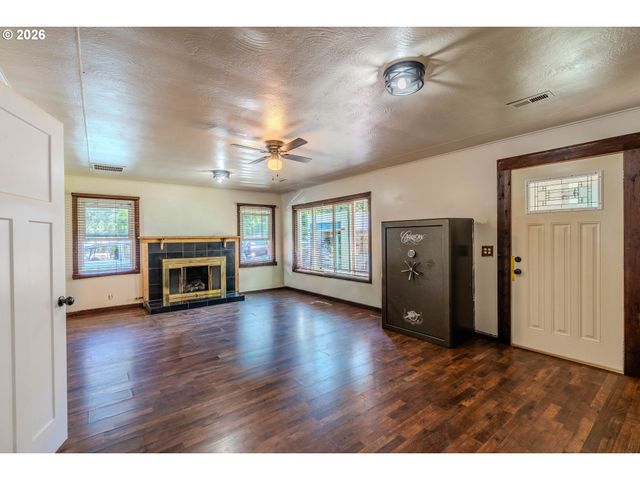 4503 Se 282ND Ave, Gresham, OR 97080