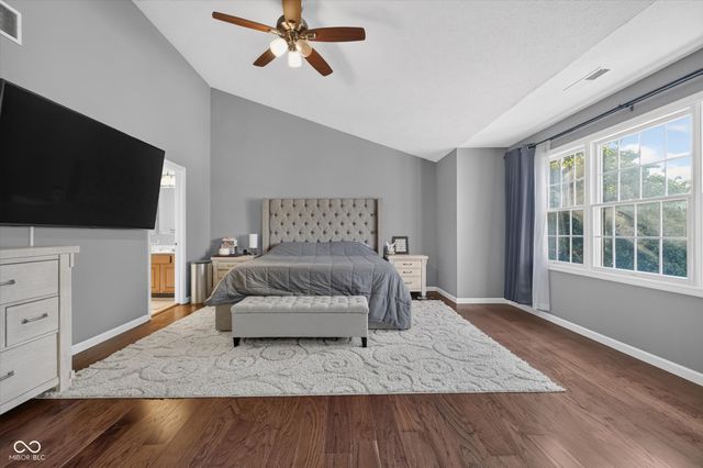 8642 Black Stone Xing, Avon, IN 46123