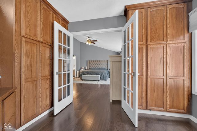 8642 Black Stone Xing, Avon, IN 46123