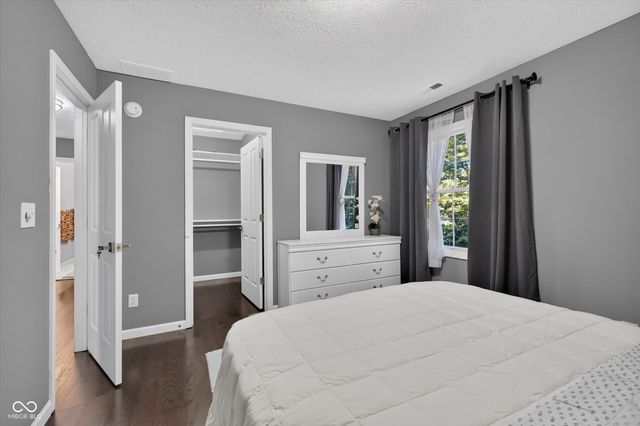 8642 Black Stone Xing, Avon, IN 46123