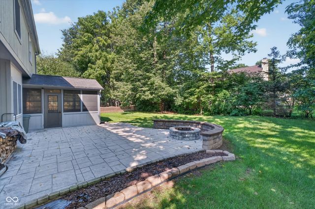 8642 Black Stone Xing, Avon, IN 46123