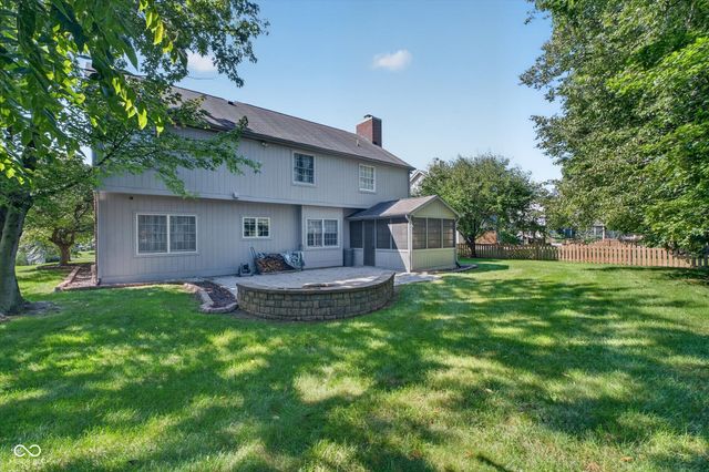 8642 Black Stone Xing, Avon, IN 46123