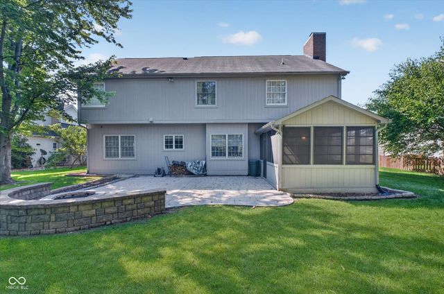 8642 Black Stone Xing, Avon, IN 46123
