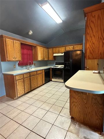 2020 Grassland Drive, Norman, OK 73072