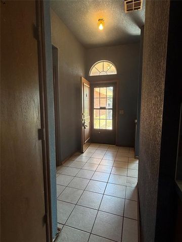 2020 Grassland Drive, Norman, OK 73072